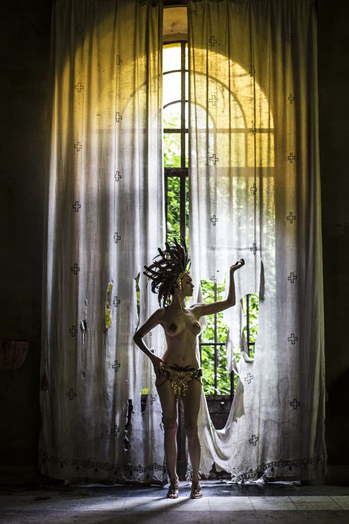 Luce profana